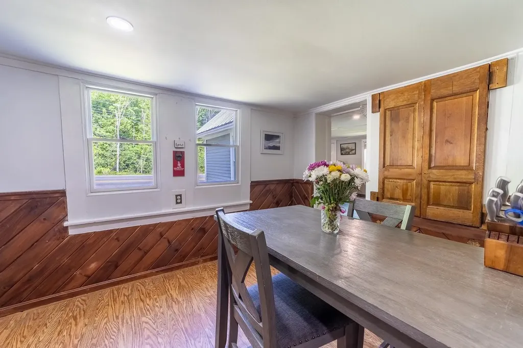 1409 Main Street Grafton NH 03240