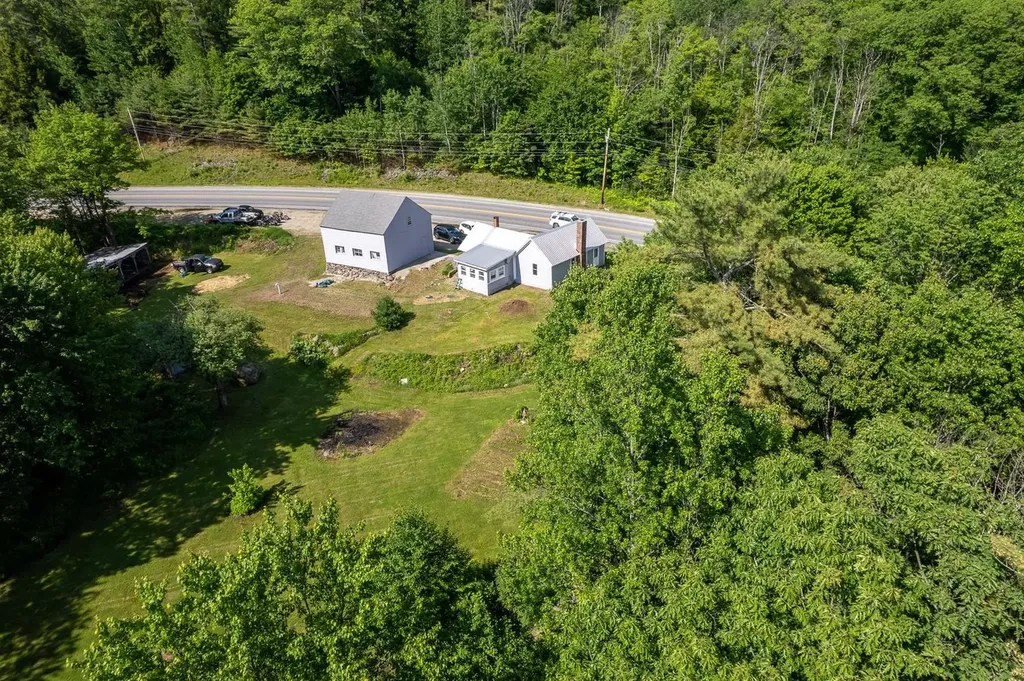1409 Main Street Grafton NH 03240