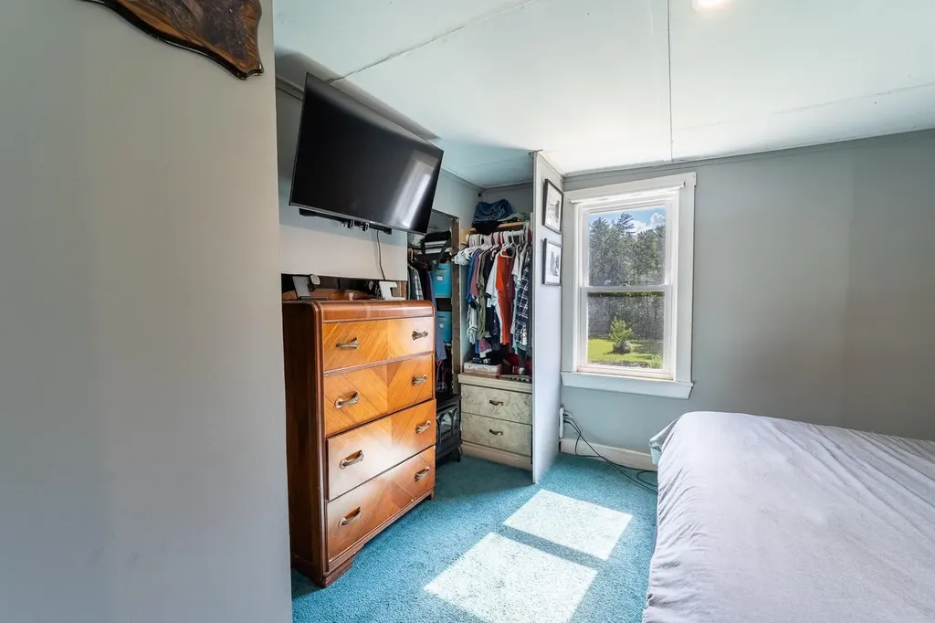 1409 Main Street Grafton NH 03240