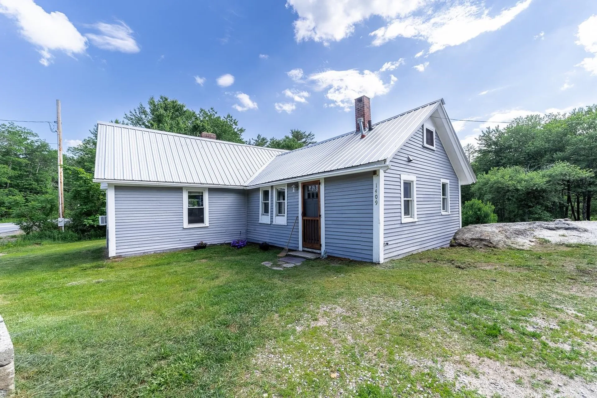 1409 Main Street Grafton NH 03240