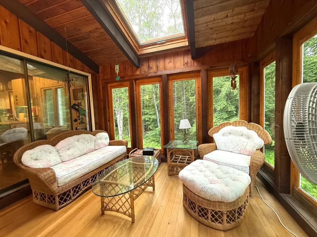 367 Stratton Gate Road Jamaica VT 05343