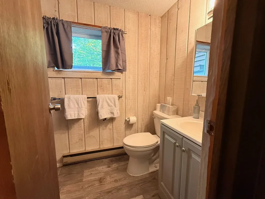 367 Stratton Gate Road Jamaica VT 05343