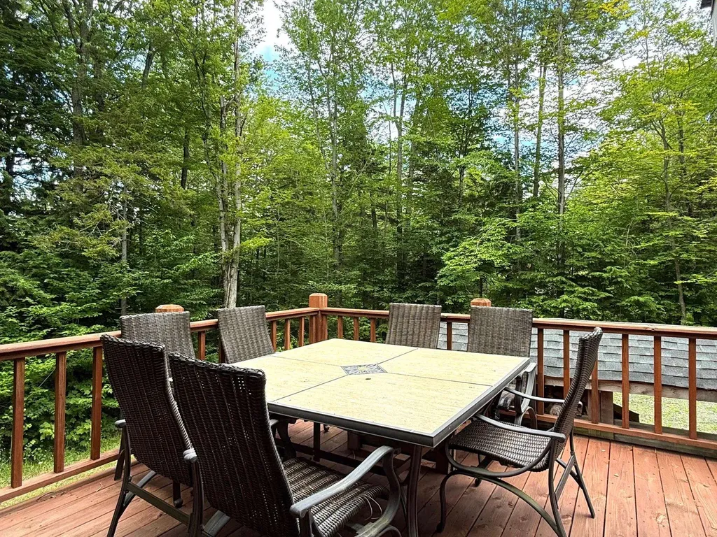 367 Stratton Gate Road Jamaica VT 05343