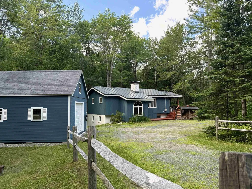 367 Stratton Gate Road Jamaica VT 05343