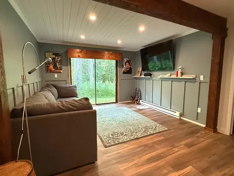 367 Stratton Gate Road Jamaica VT 05343