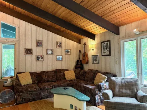 367 Stratton Gate Road Jamaica VT 05343