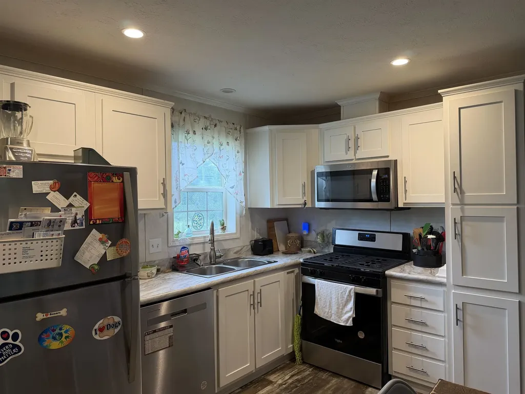 52 Nh Route 145 Colebrook NH 03576