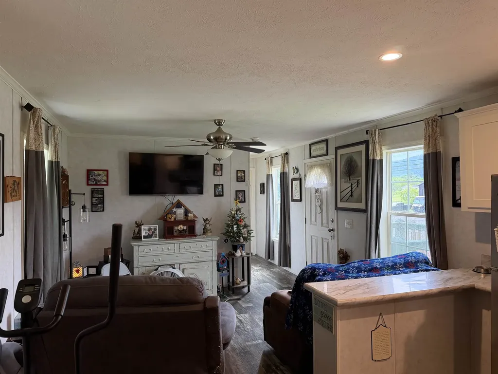 52 Nh Route 145 Colebrook NH 03576