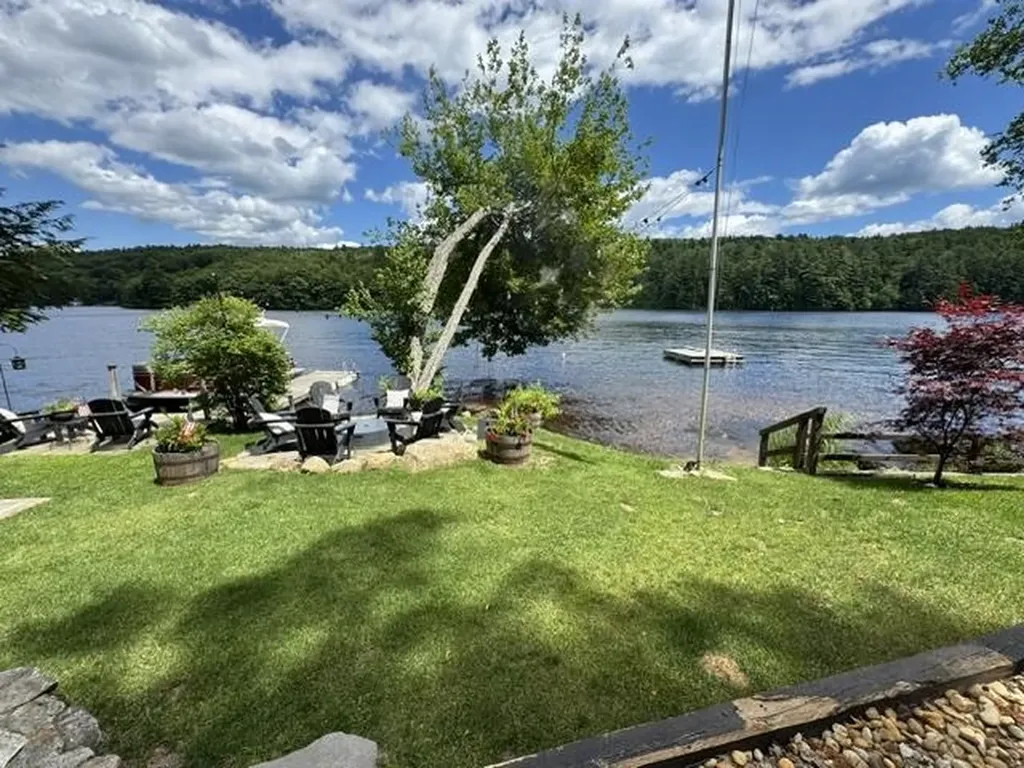 176 Russell Drive Weare NH 03281