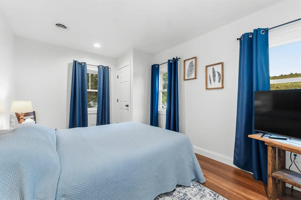 176 Russell Drive Weare NH 03281