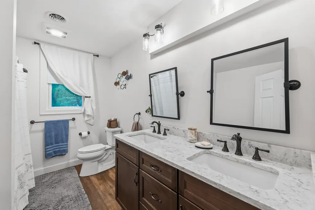 176 Russell Drive Weare NH 03281