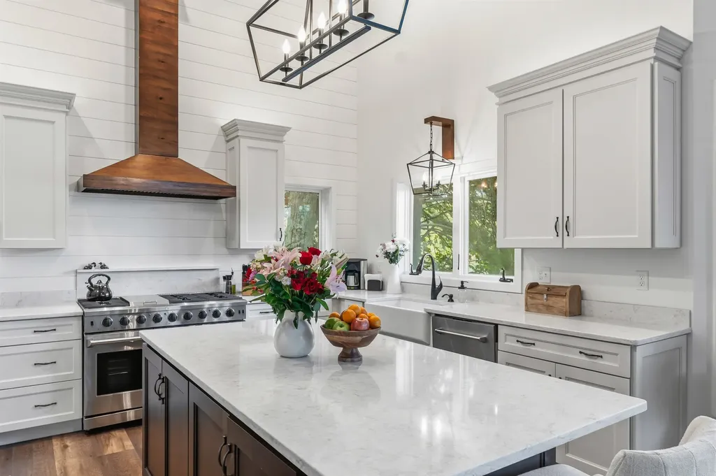 176 Russell Drive Weare NH 03281