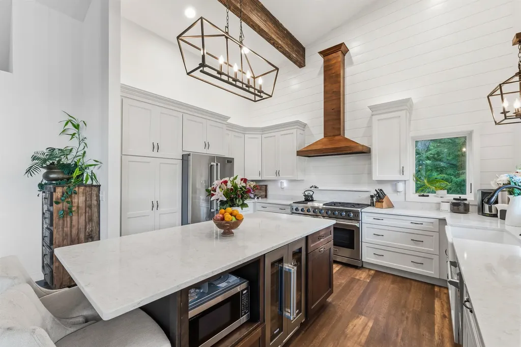 176 Russell Drive Weare NH 03281