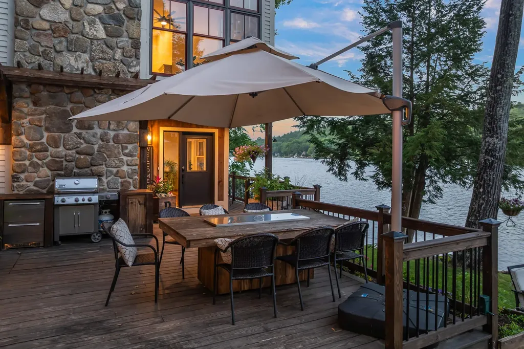 176 Russell Drive Weare NH 03281