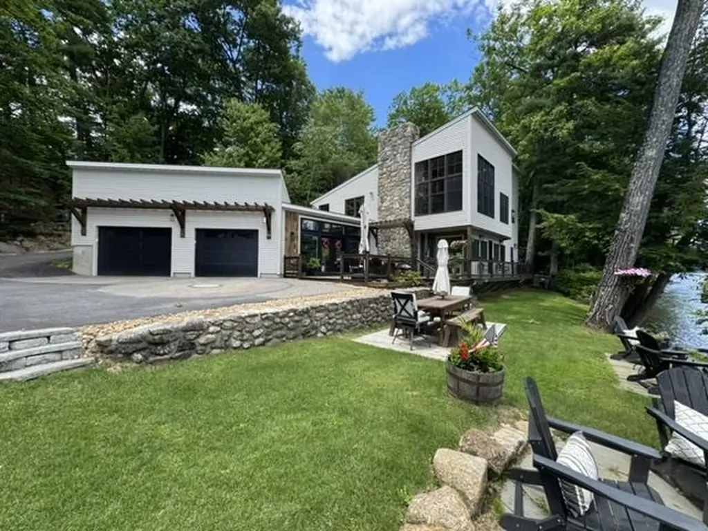 176 Russell Drive Weare NH 03281
