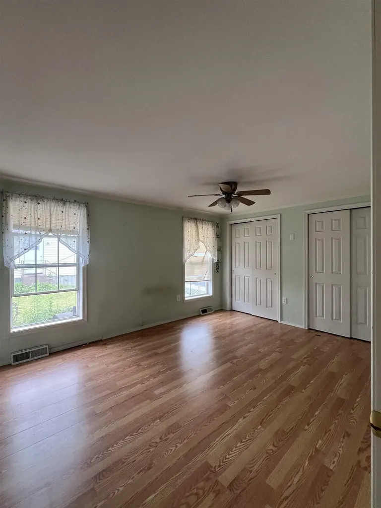 290 Calef Highway Epping NH 03042