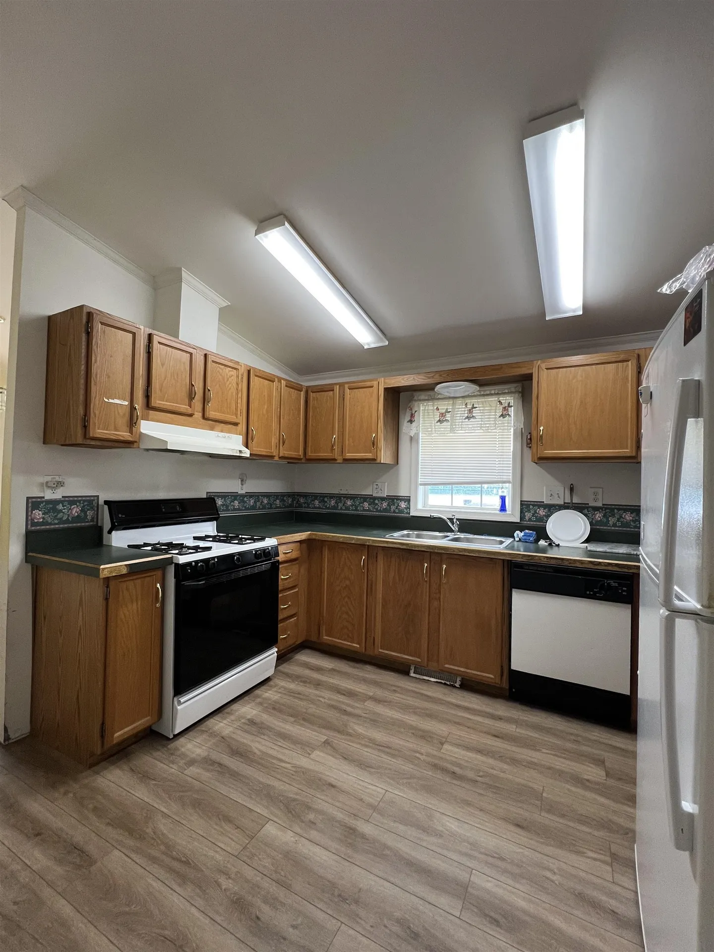290 Calef Highway Epping NH 03042
