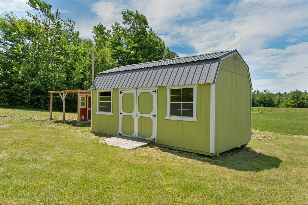 72 Perkins Hill Road Wakefield NH 03830