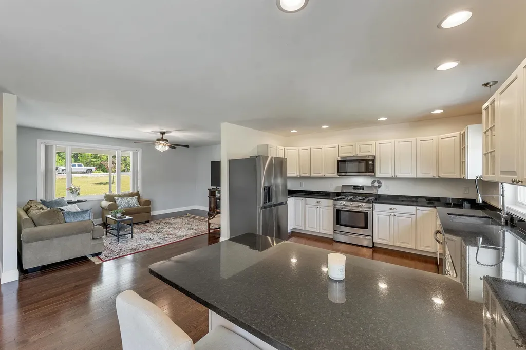 72 Perkins Hill Road Wakefield NH 03830