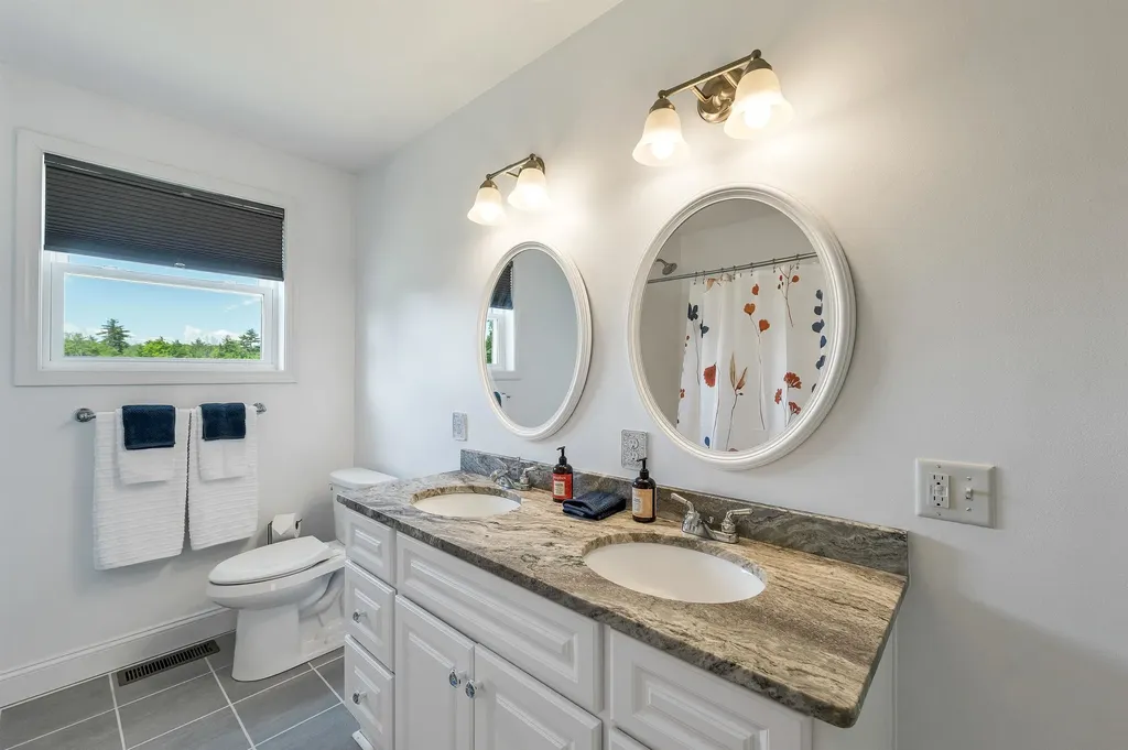72 Perkins Hill Road Wakefield NH 03830
