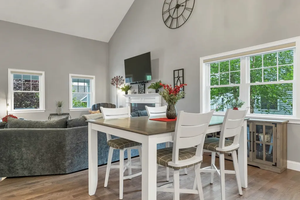 36 Three Ponds Drive Brentwood NH 03833