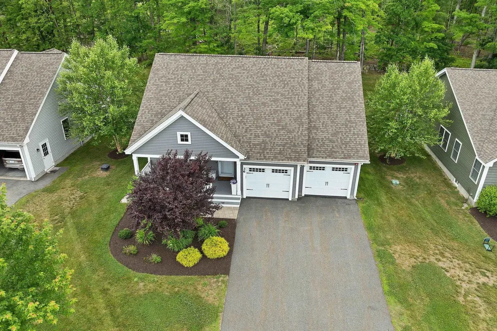 36 Three Ponds Drive Brentwood NH 03833