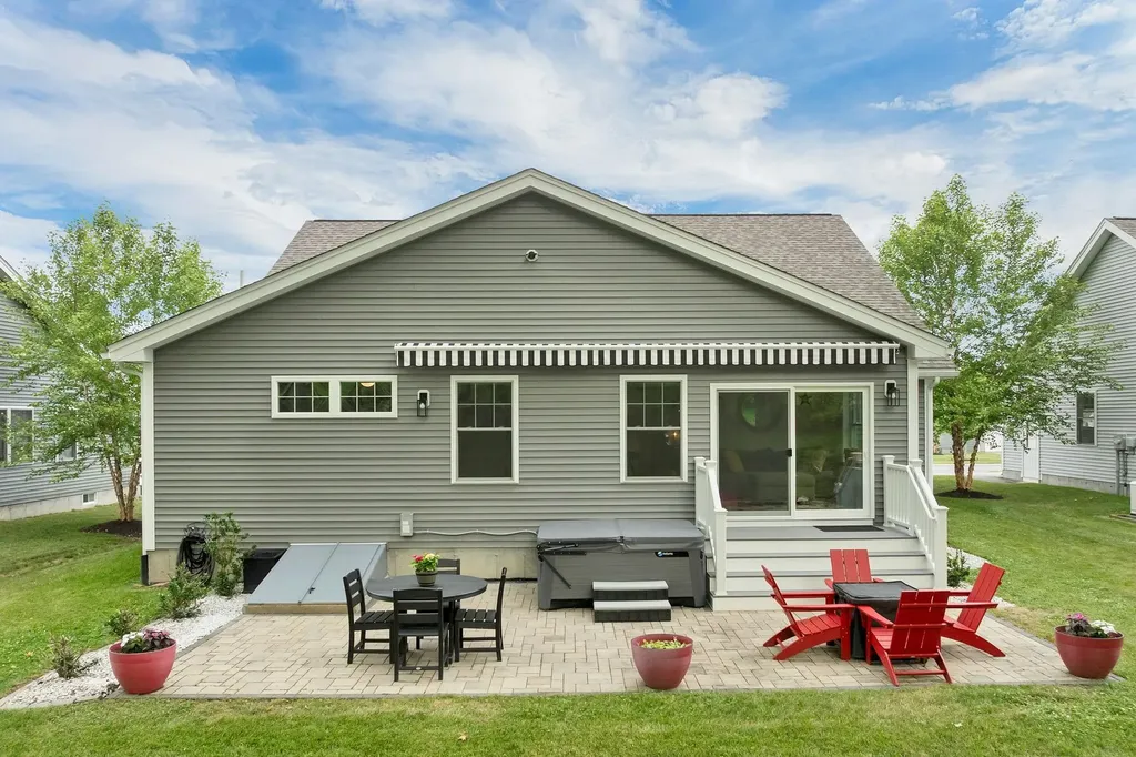 36 Three Ponds Drive Brentwood NH 03833