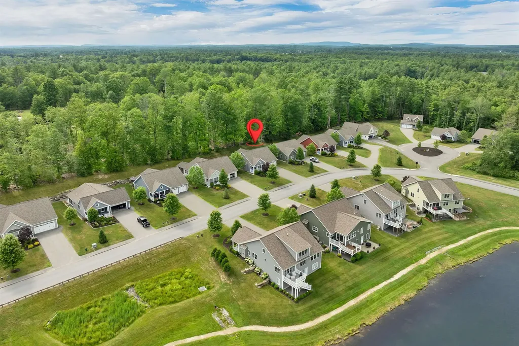 36 Three Ponds Drive Brentwood NH 03833