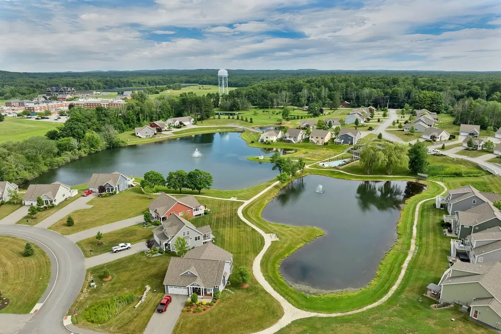 36 Three Ponds Drive Brentwood NH 03833