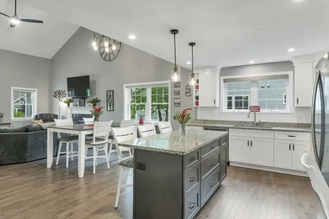 36 Three Ponds Drive Brentwood NH 03833