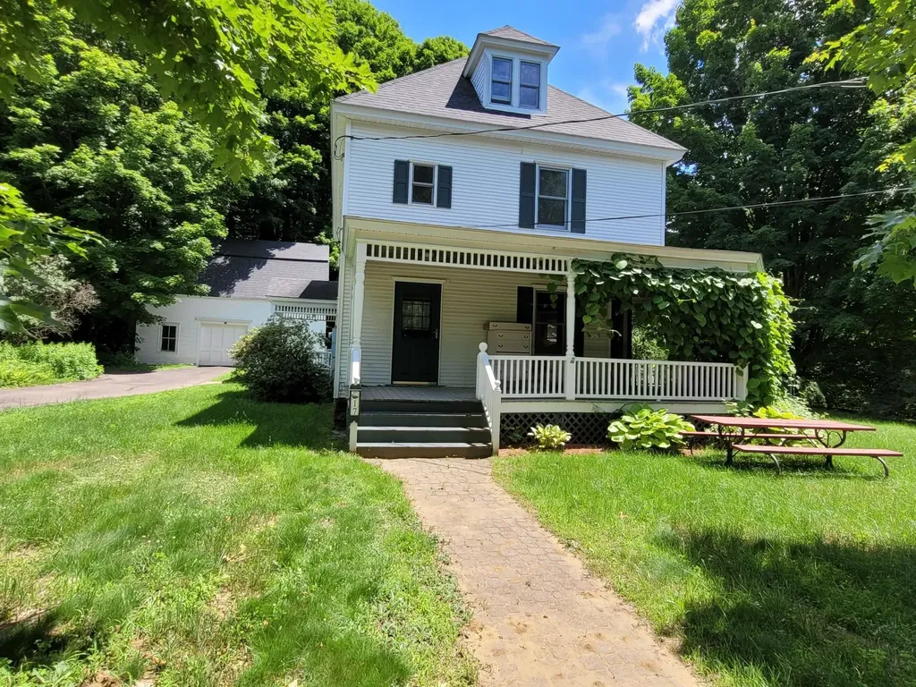 17 Maplewood Avenue Milton VT 05468