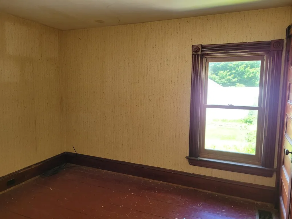 17 Maplewood Avenue Milton VT 05468