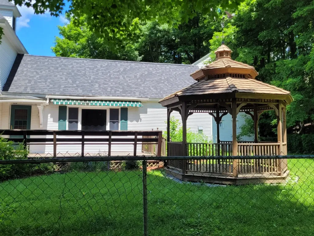 17 Maplewood Avenue Milton VT 05468