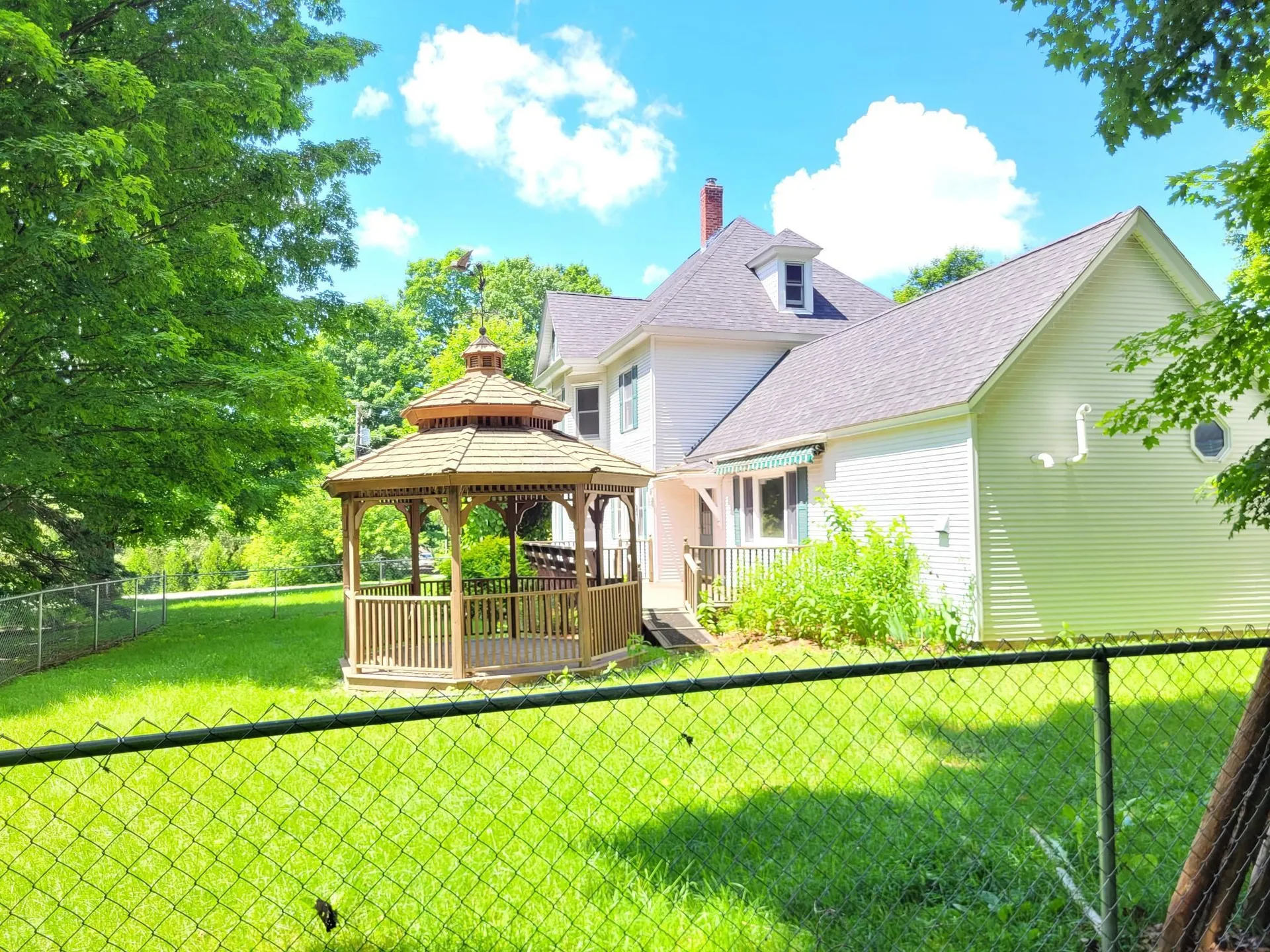 17 Maplewood Avenue Milton VT 05468