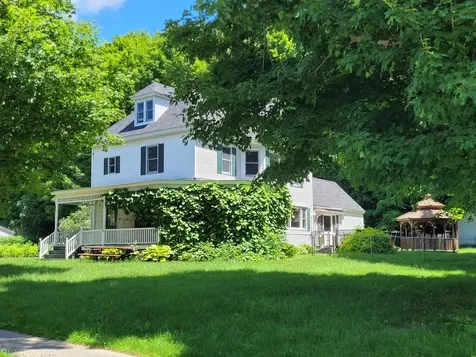 17 Maplewood Avenue Milton VT 05468