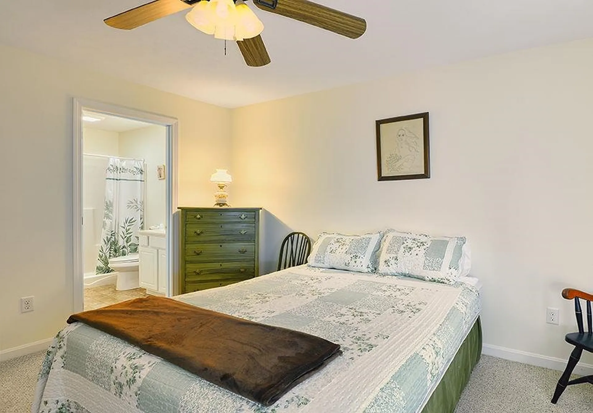 28 Owens Drive Swanzey NH 03446