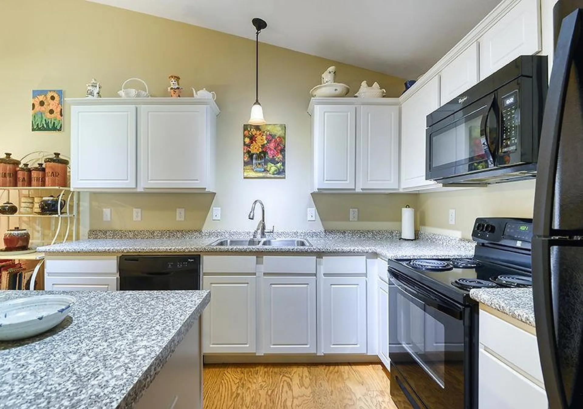 28 Owens Drive Swanzey NH 03446