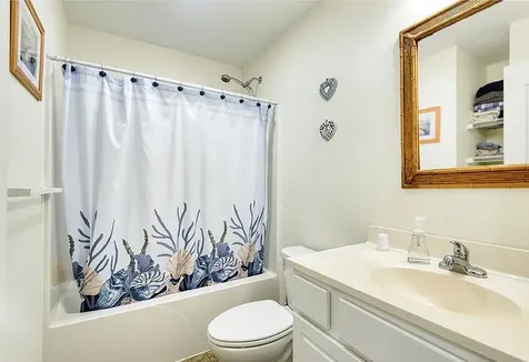 28 Owens Drive Swanzey NH 03446