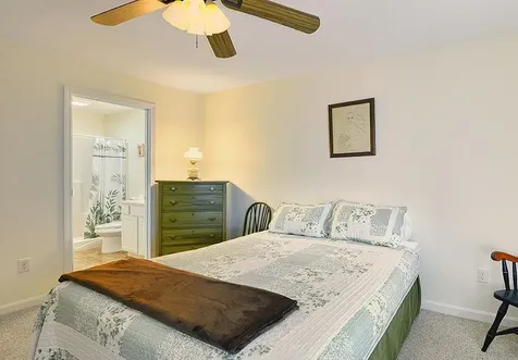 28 Owens Drive Swanzey NH 03446