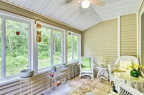 28 Owens Drive Swanzey NH 03446