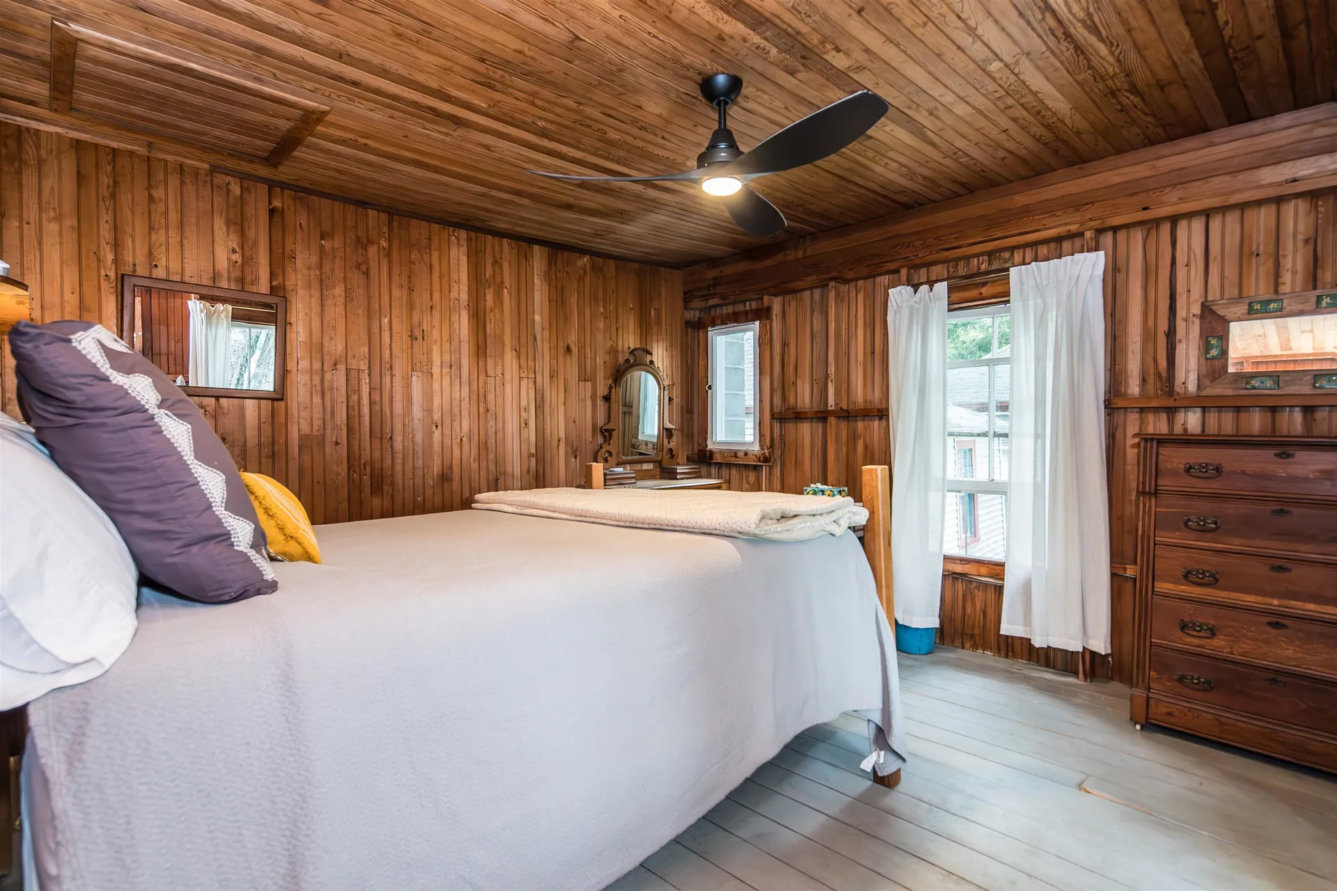 1044 Point Of Pines Road Castleton VT 05735