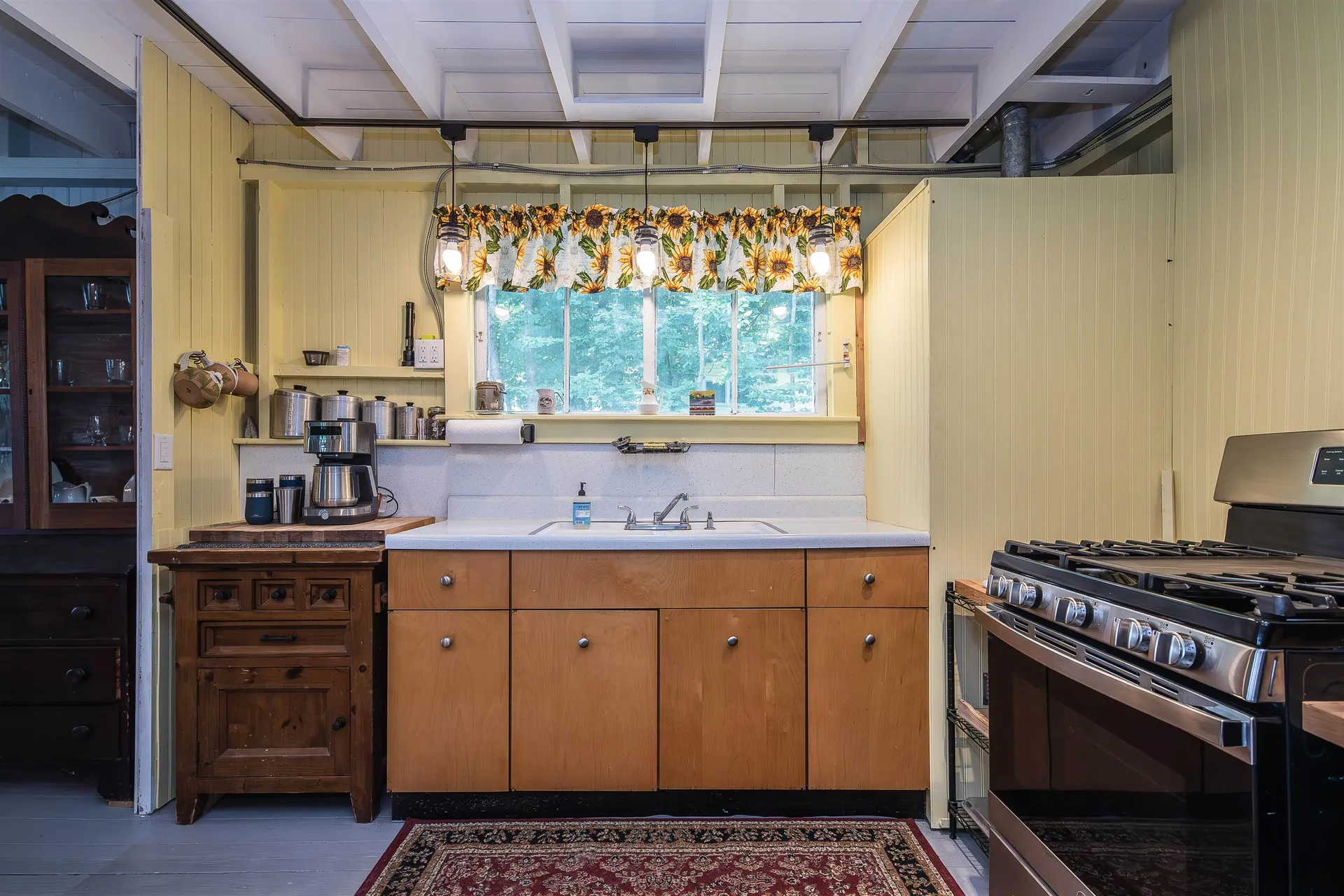 1044 Point Of Pines Road Castleton VT 05735