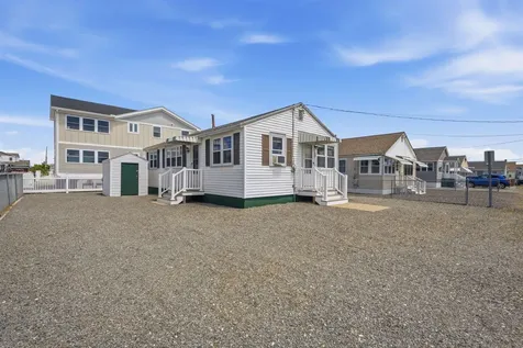 20 Jo-ann Lane Hampton NH 03842