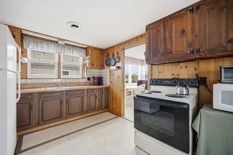 20 Jo-ann Lane Hampton NH 03842