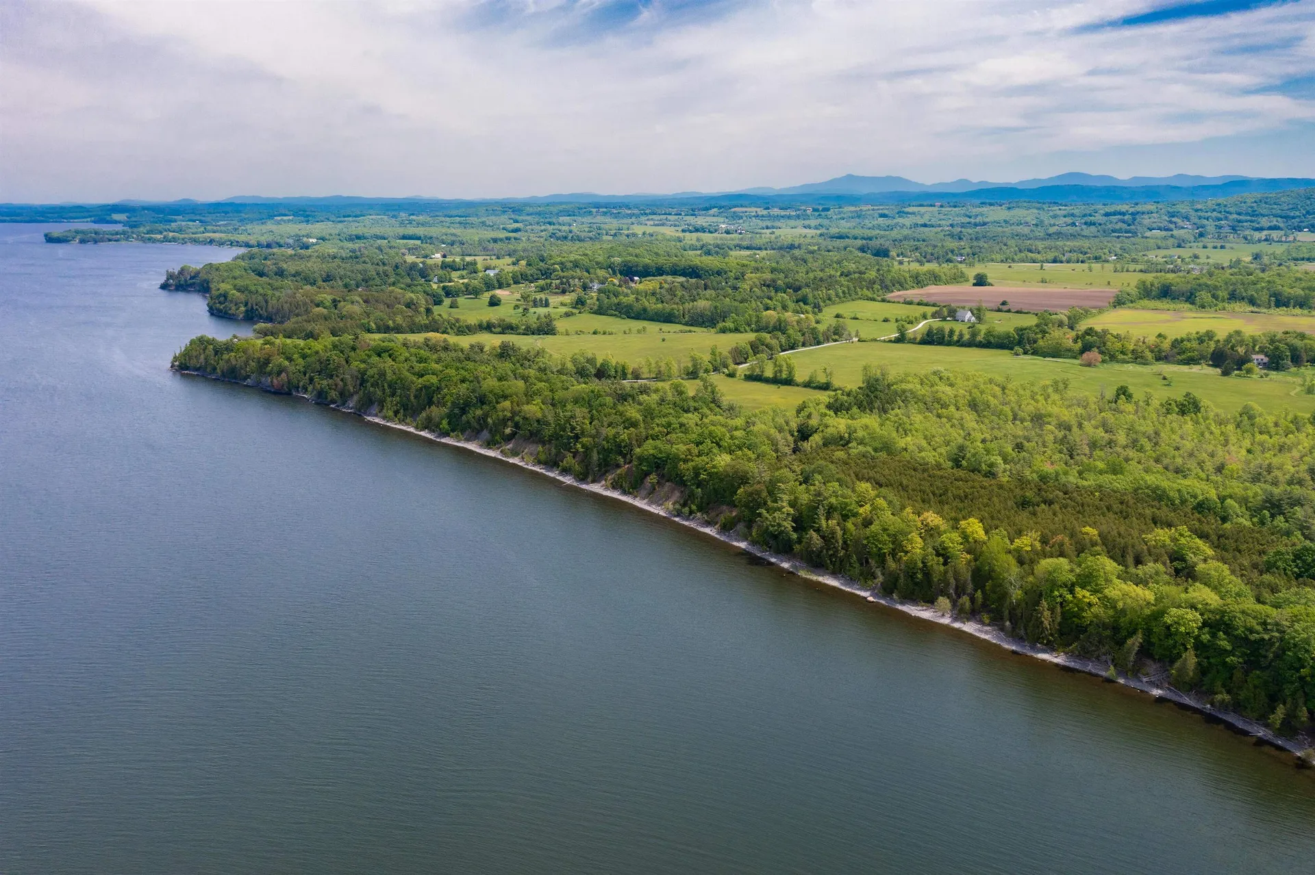 581 Whalley Road Charlotte VT 05445