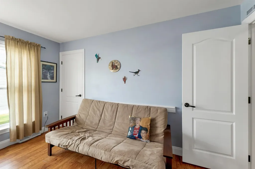 2 Goldenrod Way North Hampton NH 03862