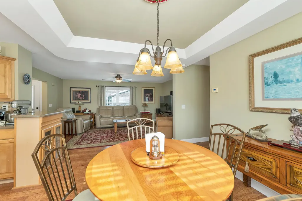2 Goldenrod Way North Hampton NH 03862