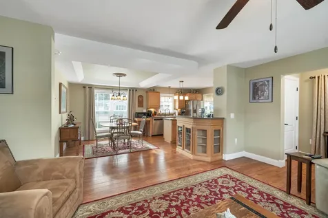 2 Goldenrod Way North Hampton NH 03862