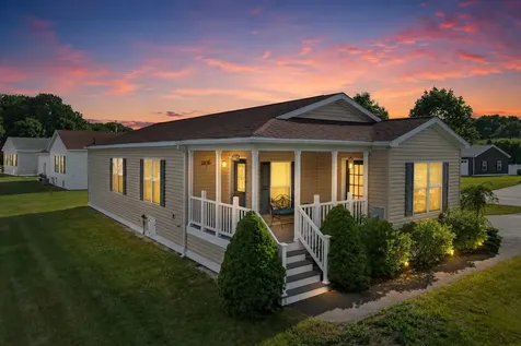 2 Goldenrod Way North Hampton NH 03862