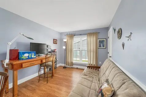 2 Goldenrod Way North Hampton NH 03862